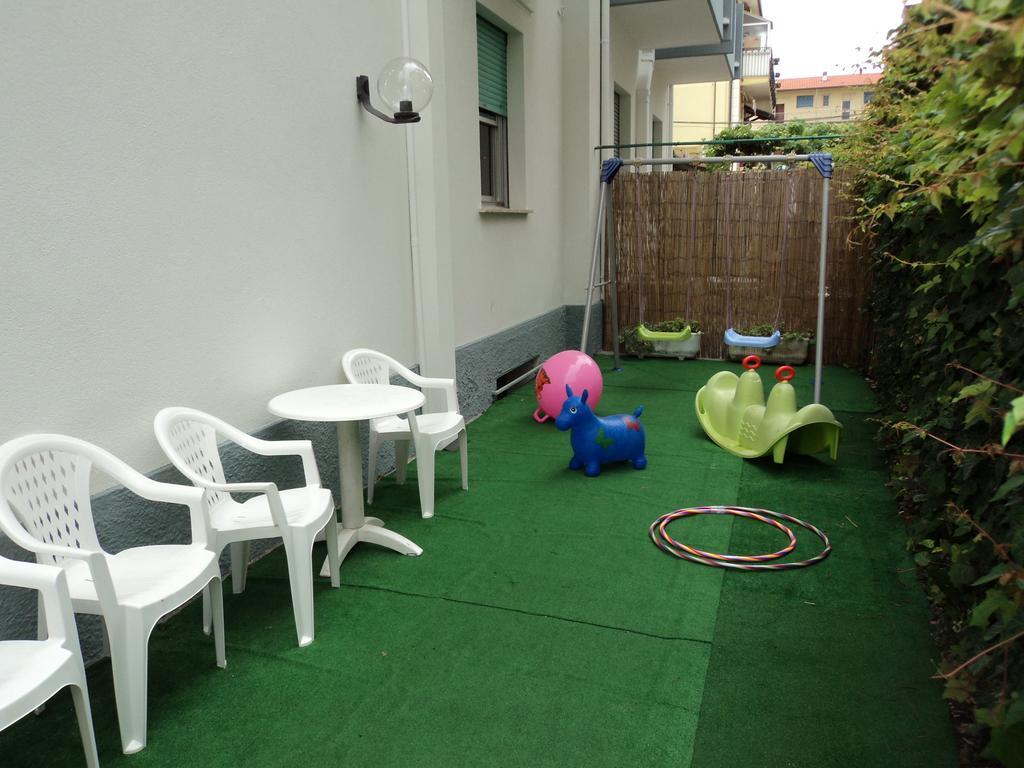Hotel Villa Donati Viserbella di Rimini Luaran gambar