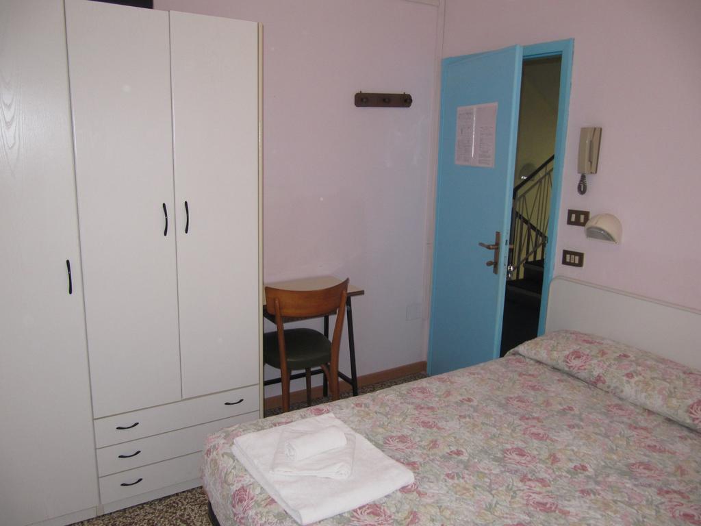 Hotel Villa Donati Viserbella di Rimini Luaran gambar