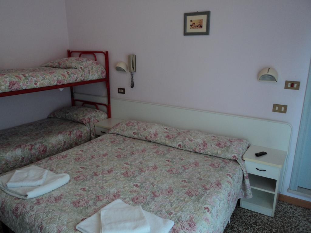 Hotel Villa Donati Viserbella di Rimini Luaran gambar